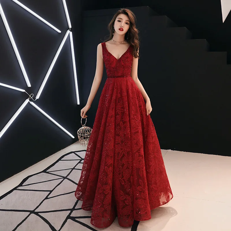 Toast Dress Bride 2026 Spring and Autumn Winter New Wedding Wine Red V-neck Annual Meeting Host Evening Dress Female Long Style
Toast Dress Bride 2026 Spring and Autumn Winter New Wedding Wine Red V-neck Annual Meeting Host Evening Dress Female Long Style