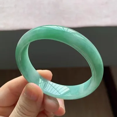 Natural Myanmar Jade 54mm-62mm bracelet exquisite princess bracelet to send girlfriend to send mother Hetian jade
Natural Myanmar Jade 54mm-62mm bracelet exquisite princess bracelet to send girlfriend to send mother Hetian jade