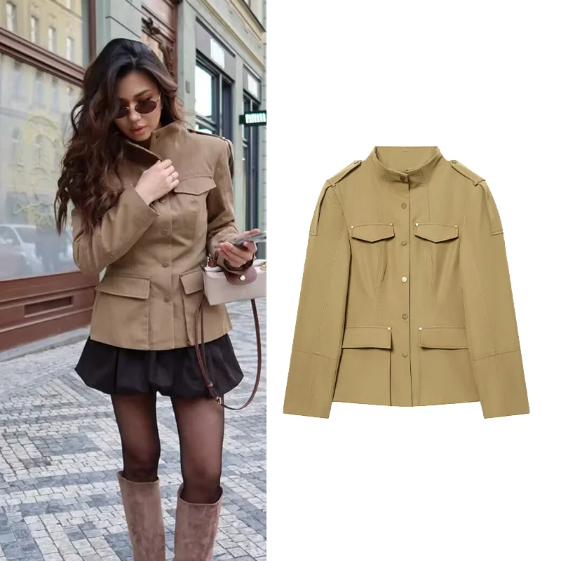 Women's Fitted Blazer with Loops New Spring Casual Simple High Neck Button Pcoket Shoulder Pads Women Jacket Female Chic Tops
Women's Fitted Blazer with Loops New Spring Casual Simple High Neck Button Pcoket Shoulder Pads Women Jacket Female Chic Tops