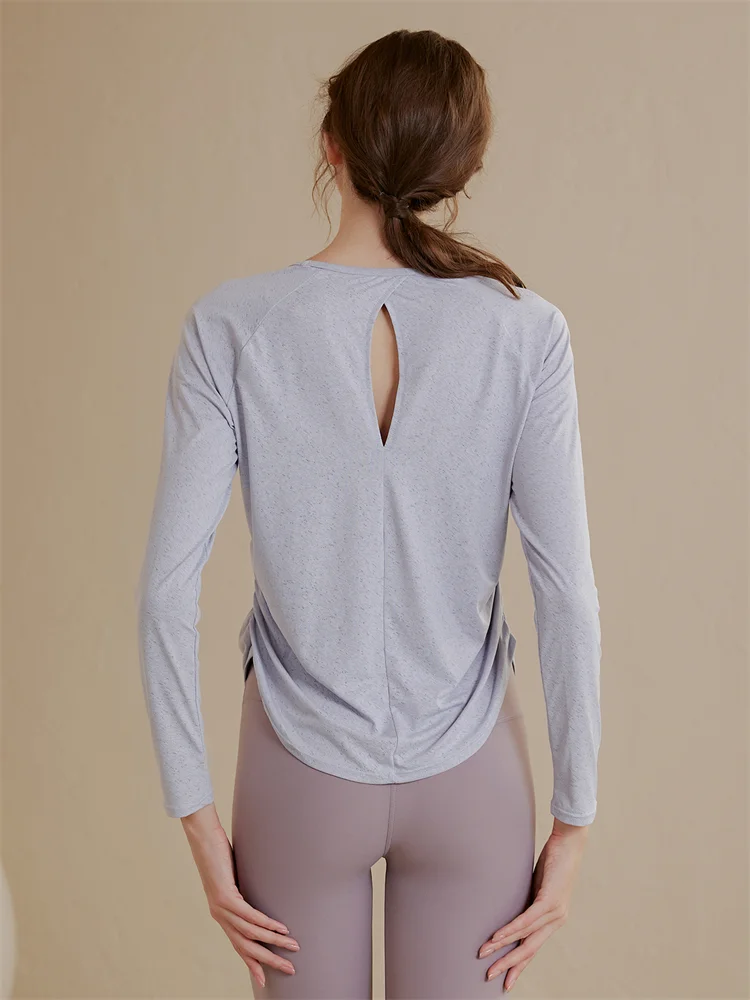 Женская футболка для йоги и бега, спортивная одежда с вырезами, облегающий дизайн, осень-зима, новинка, стильная и удобная
Женская футболка для йоги и бега, спортивная одежда с вырезами, облегающий дизайн, осень-зима, новинка, стильная и удобная