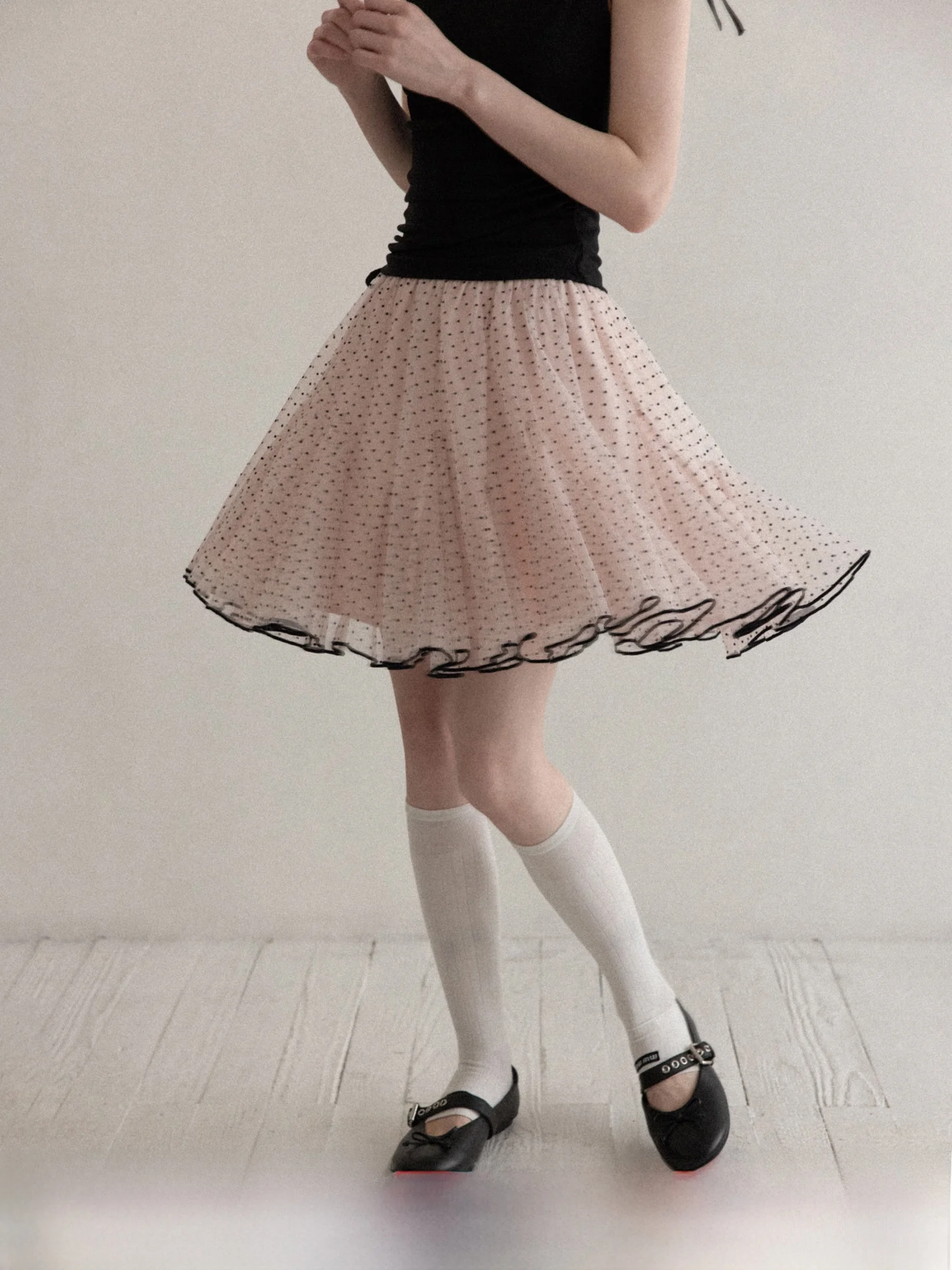 Ballet Style High Waist Polka Dot A-Line Skirt for Women Pink Summer Versatile Slimming Short Skirt Casual Wear Polyeste...
Ballet Style High Waist Polka Dot A-Line Skirt for Women Pink Summer Versatile Slimming Short Skirt Casual Wear Polyeste...