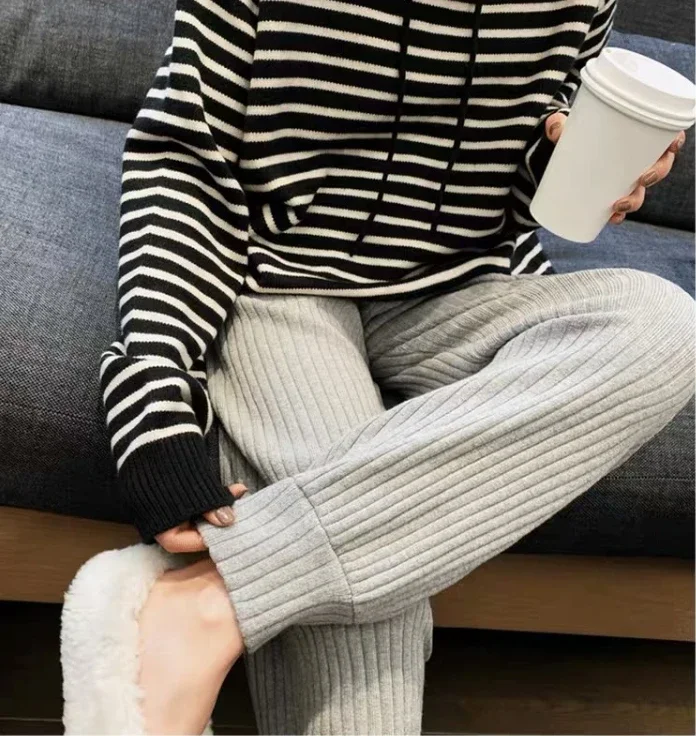 Autumn and Winter Pregnant Women's Sports Pants External Wear Casual Maternity Trousers Slim Hem Pregnancy Leggings
Autumn and Winter Pregnant Women's Sports Pants External Wear Casual Maternity Trousers Slim Hem Pregnancy Leggings
