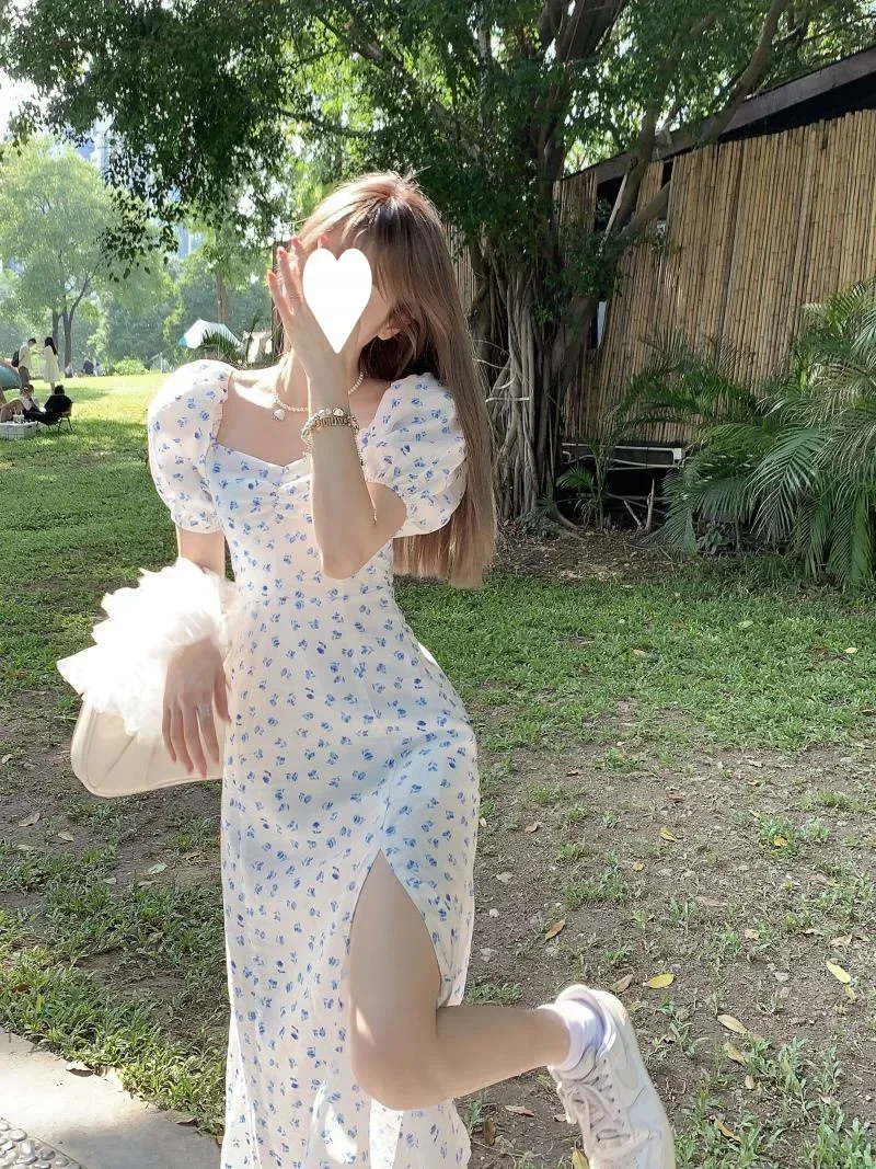 Women's Summer Dress Chiffon Elegant Floral Print Vintage Long Maxi Dress with Side Slits Sexy Summer Dresses for Women 2025
Women's Summer Dress Chiffon Elegant Floral Print Vintage Long Maxi Dress with Side Slits Sexy Summer Dresses for Women 2025