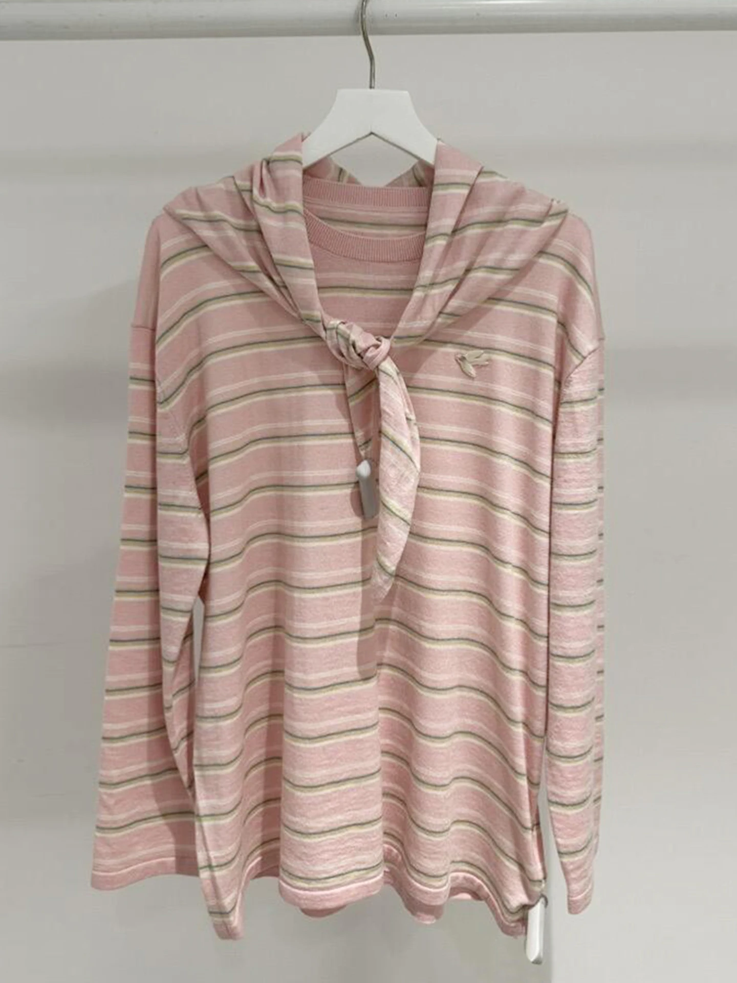 Casual Stripe T-Shirt Women's Spring Summer New Style Loose Versatile Shoulder Wrap Top Breathable Comfortable Long Sleeve ro...
Casual Stripe T-Shirt Women's Spring Summer New Style Loose Versatile Shoulder Wrap Top Breathable Comfortable Long Sleeve ro...