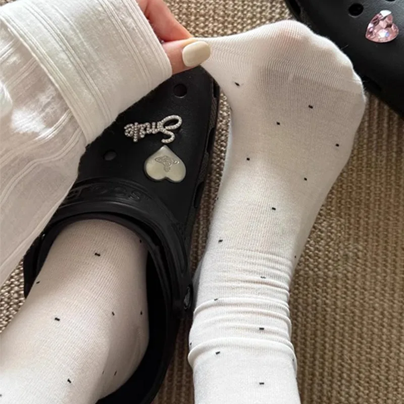 Fashion Women's Ballet Style Lace Edge Mid Tube Socks Spring Summer Sweat Absorbing Breathable Polka Dot Pattern Casual Socks
Fashion Women's Ballet Style Lace Edge Mid Tube Socks Spring Summer Sweat Absorbing Breathable Polka Dot Pattern Casual Socks