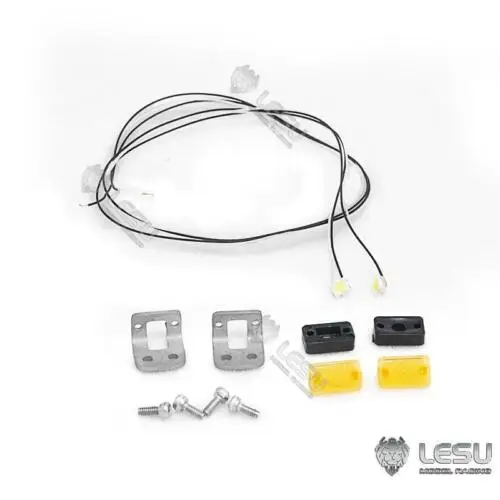 LESU пластиковые боковые огни, габаритная лампа для 1/14 тамиайя р/у тракторный прицеп TH16992
LESU пластиковые боковые огни, габаритная лампа для 1/14 тамиайя р/у тракторный прицеп TH16992