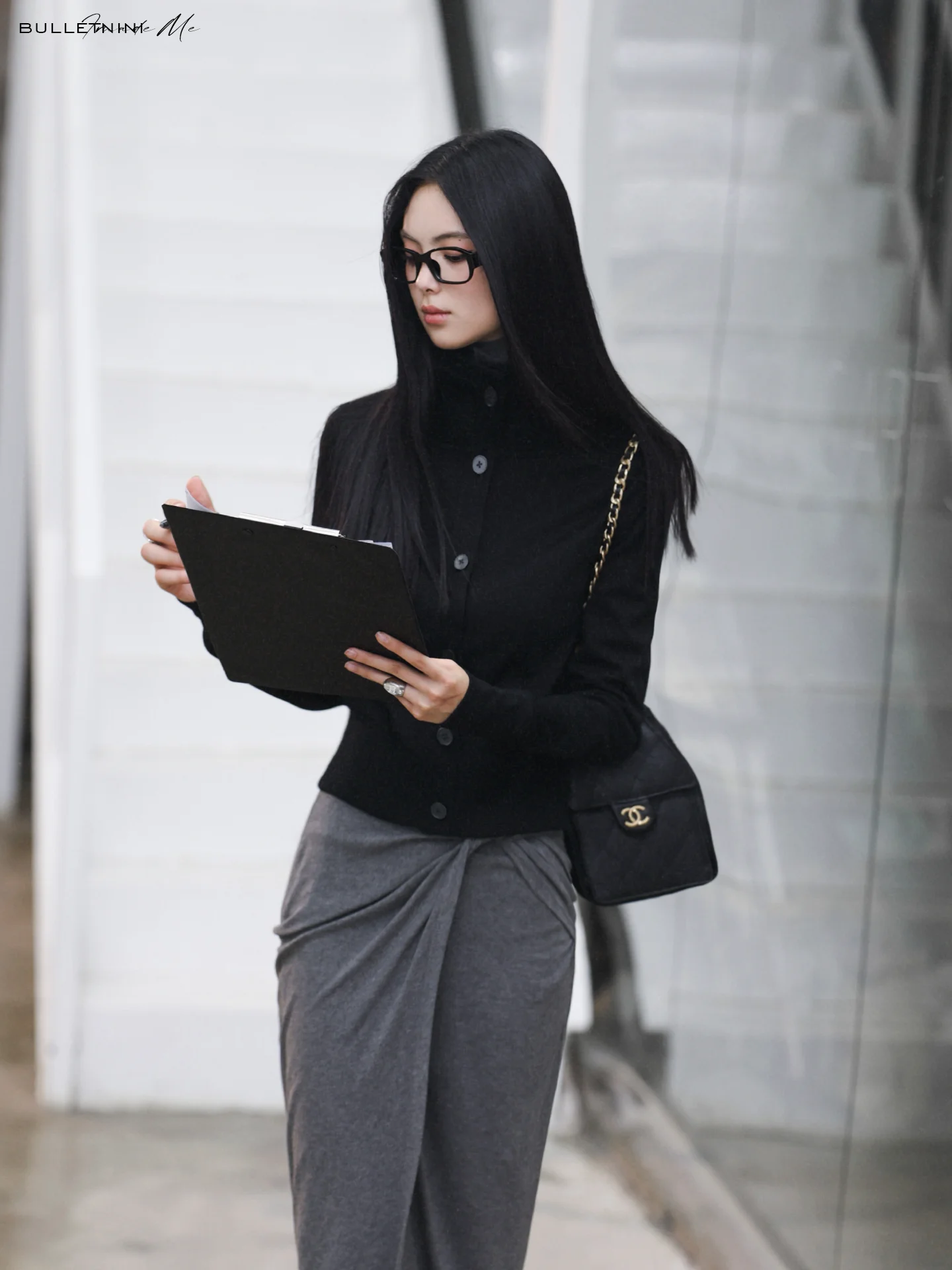 Женское укороченное пальто BulletNini с высоким воротником, приталенное, ветрозащитное, осенне-зимняя верхняя одежда, простое, на пуговицах, из хлопка
Женское укороченное пальто BulletNini с высоким воротником, приталенное, ветрозащитное, осенне-зимняя верхняя одежда, простое, на пуговицах, из хлопка