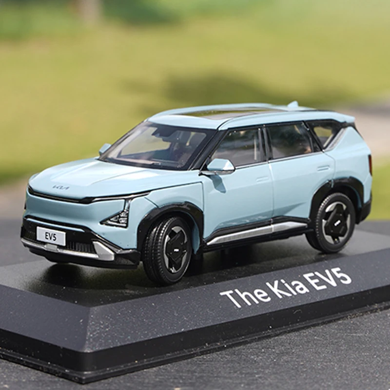 1:32 Scale Diecast Alloy The Kia EV5 Off-road Vehicle Cars Toy Car Model Classic Adult Souvenir Collectible Gifts Static Display
1:32 Scale Diecast Alloy The Kia EV5 Off-road Vehicle Cars Toy Car Model Classic Adult Souvenir Collectible Gifts Static Display