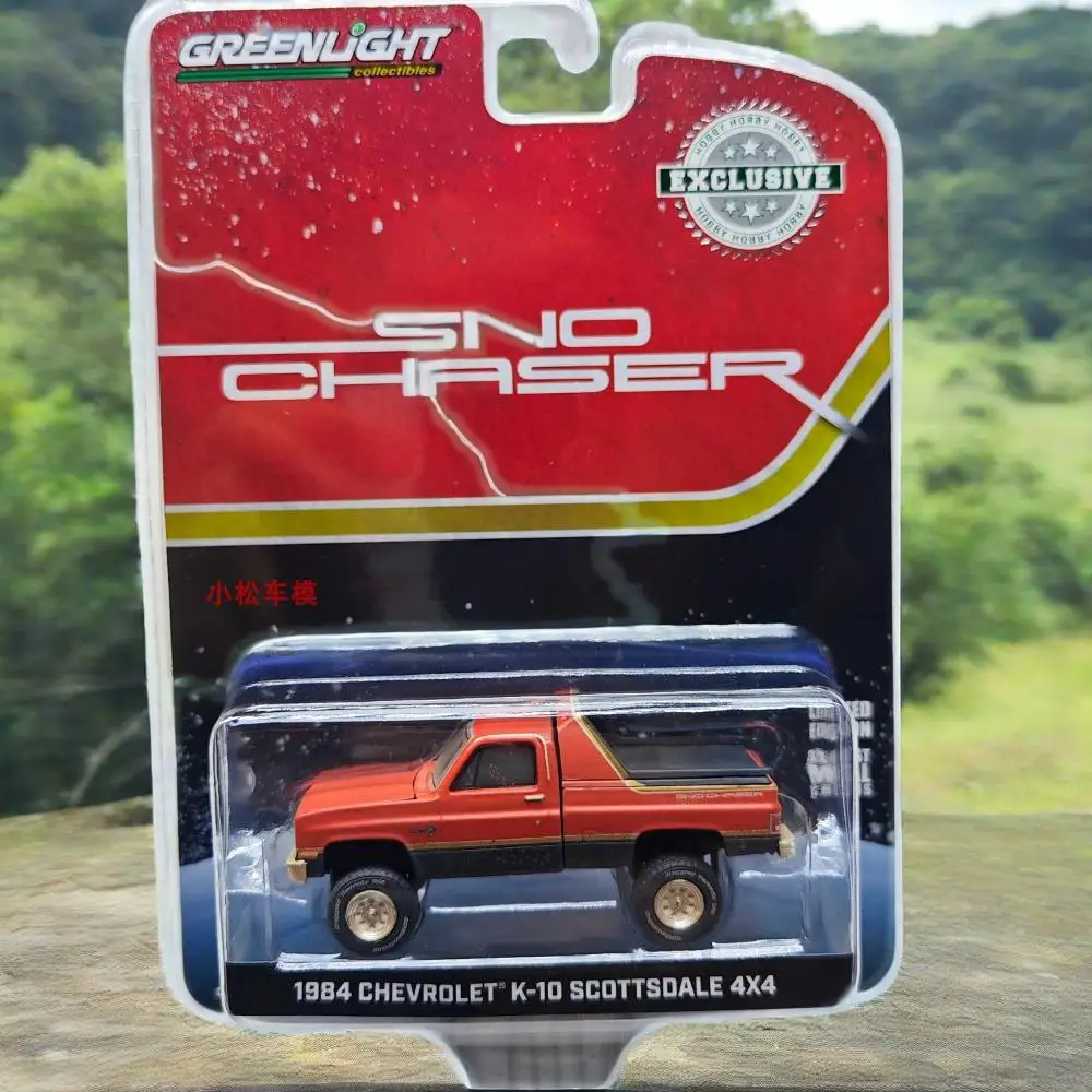 GreenLight 1:64 1984 Chevrolet K-10 Scottsdale 4x4 сплав моделирование микро модель автомобиля коллекция украшения автомобиль игрушка в подарок
GreenLight 1:64 1984 Chevrolet K-10 Scottsdale 4x4 сплав моделирование микро модель автомобиля коллекция украшения автомобиль игрушка в подарок