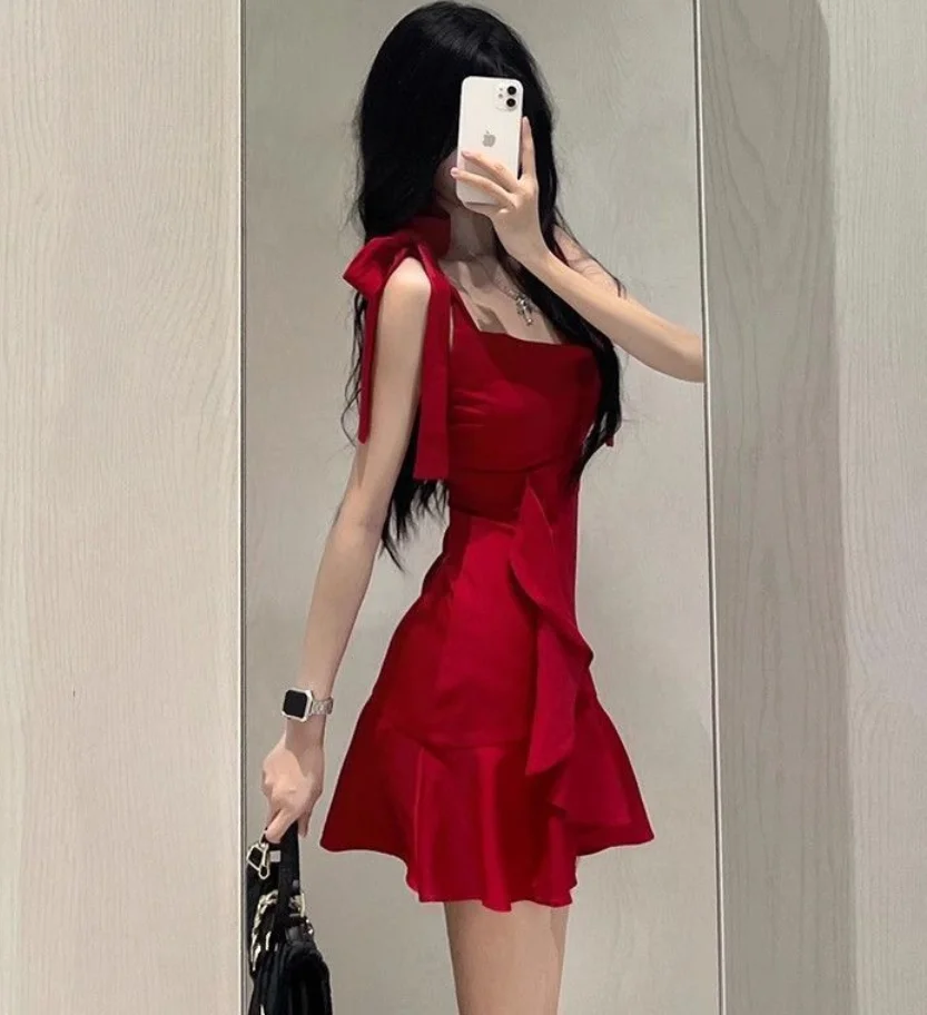 Women's Elegant Sexy Midi Dress Woman 2025 French Ruffle Edge Casual Lace Up Strap Dress Bodycon Dress Party Dress A-Line Dress
Women's Elegant Sexy Midi Dress Woman 2025 French Ruffle Edge Casual Lace Up Strap Dress Bodycon Dress Party Dress A-Line Dress