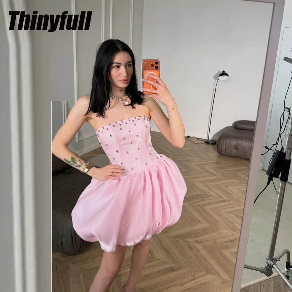 Thinyfull A-line Short Prom Dress 2026 Strapless Sleeveless Crystal Homecoming Dresses Birthday Gown robes de soirée Customized
Thinyfull A-line Short Prom Dress 2026 Strapless Sleeveless Crystal Homecoming Dresses Birthday Gown robes de soirée Customized