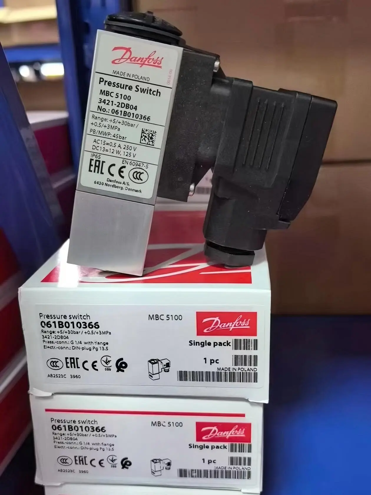 Model 061B010366 New Danfoss Pressure Switchin stock
Model 061B010366 New Danfoss Pressure Switchin stock