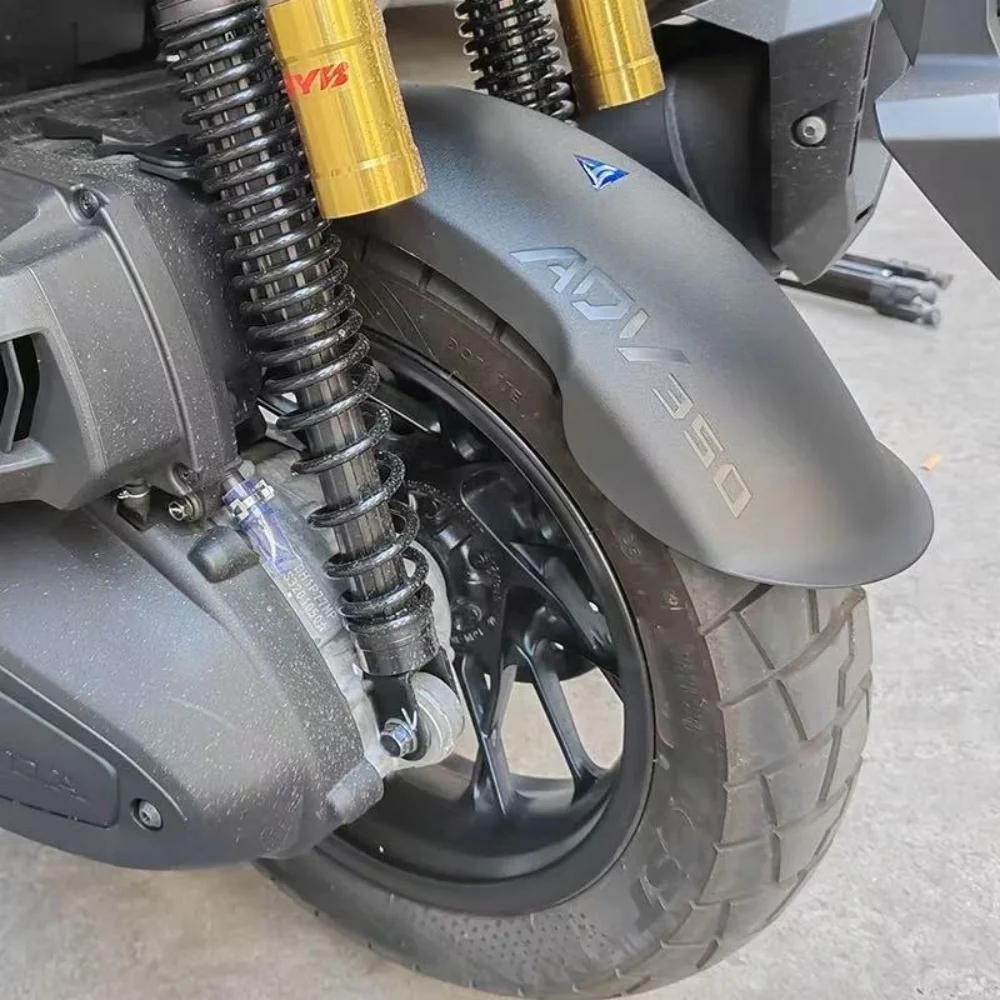 For ADV350 Extended Rear Fender Widened Mudguard ABS Anti-splash Mud Guard Motorcycle Modification Accessories
For ADV350 Extended Rear Fender Widened Mudguard ABS Anti-splash Mud Guard Motorcycle Modification Accessories