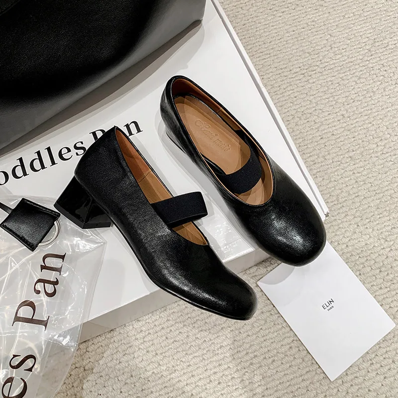 MKKHOU Fashion Pumps New High Quality Genuine Leather Round Head High Heels Commuter Women's Shoes Leather Shoes
MKKHOU Fashion Pumps New High Quality Genuine Leather Round Head High Heels Commuter Women's Shoes Leather Shoes