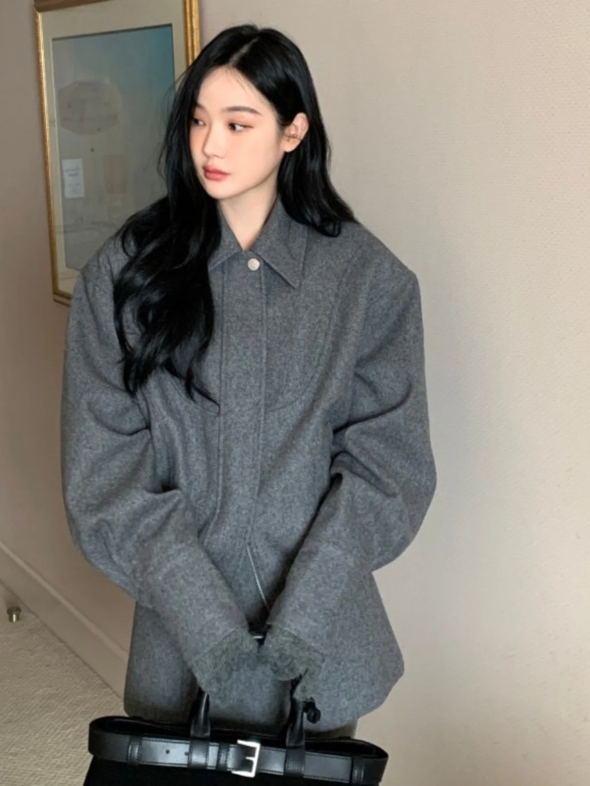 ey Winter Loose Casual Women's Set Vintage Sle Jaet Coat plus Skirt Two-Piece Suit Faionable Comfortable Ensemble
ey Winter Loose Casual Women's Set Vintage Sle Jaet Coat plus Skirt Two-Piece Suit Faionable Comfortable Ensemble