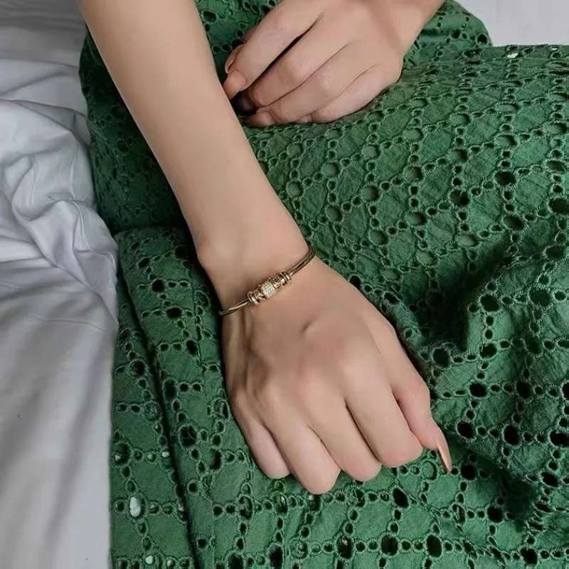 High End Light Luxury Niche Bracelet for Women with Adjustable Design Cool Style High-end Handmade Accessories 
High End Light Luxury Niche Bracelet for Women with Adjustable Design Cool Style High-end Handmade Accessories