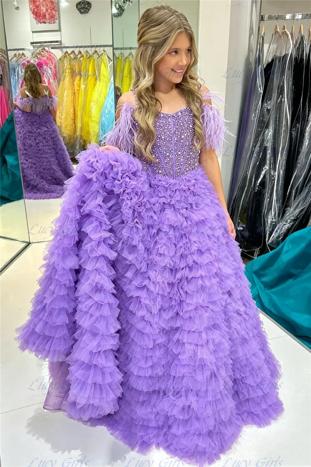 Luxury Layering Lavender Tulle Flower Girl Dress Appliqué Tulle Fluffy Little Princess Pageant Kids Birthday Party Evening Gowns
Luxury Layering Lavender Tulle Flower Girl Dress Appliqué Tulle Fluffy Little Princess Pageant Kids Birthday Party Evening Gowns