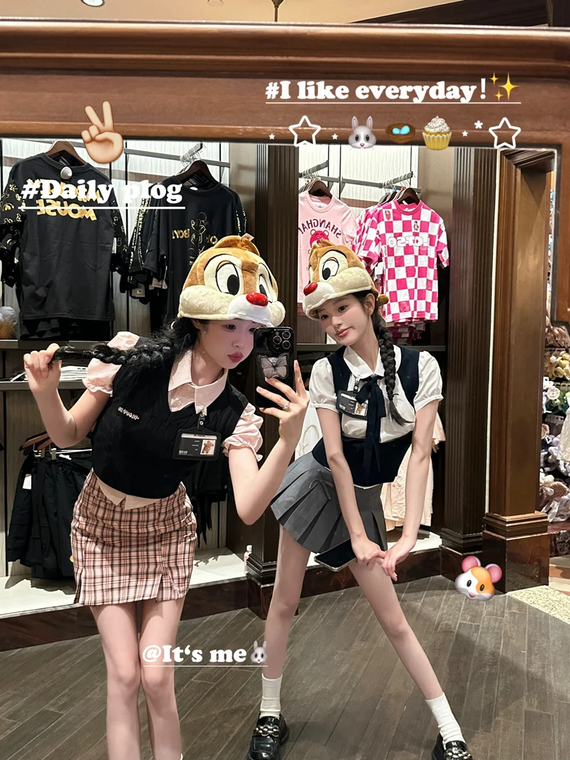 Korean Style JK Uniform Theme Park Outfit Summer College Style Women's Korean Drama Main Character Three Piece Set Summer
Korean Style JK Uniform Theme Park Outfit Summer College Style Women's Korean Drama Main Character Three Piece Set Summer