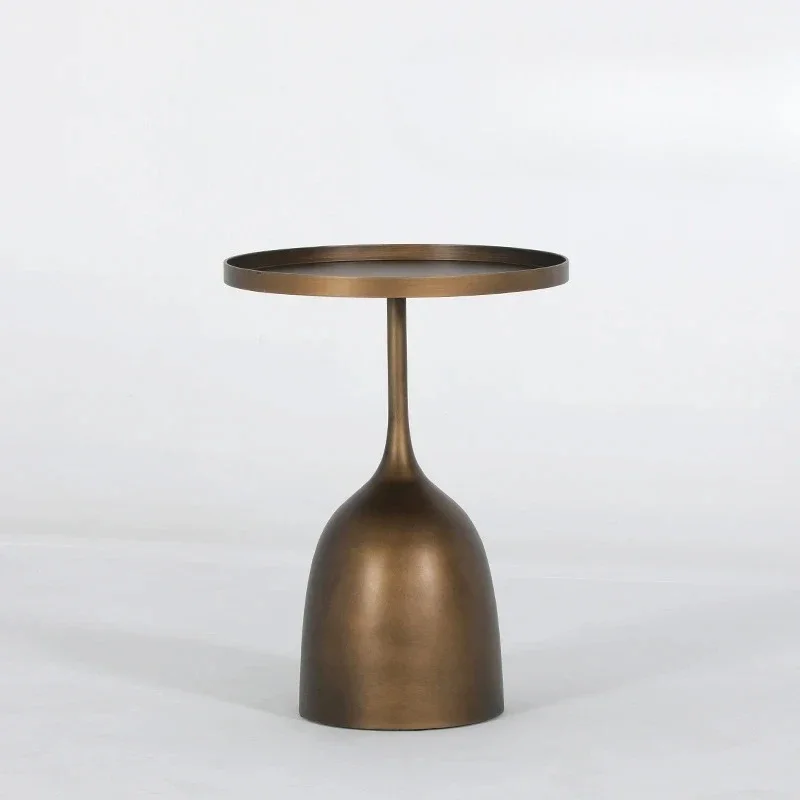 Italian style simple household small apartment living room stainless steel round light luxury modern creative can be customized
Italian style simple household small apartment living room stainless steel round light luxury modern creative can be customized