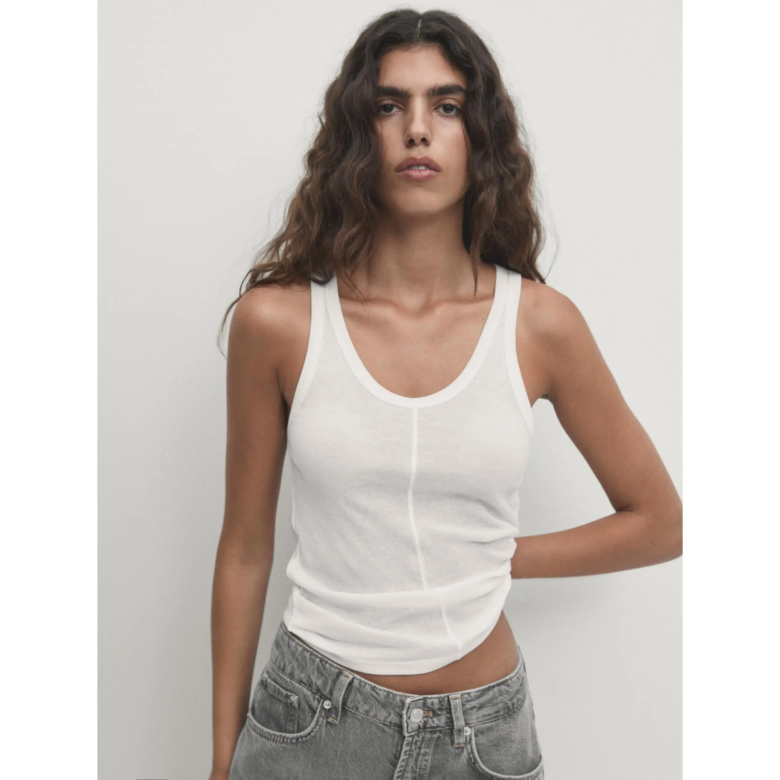 Women's Cotton Strap T-irt Csole Sexy White Underwear U-Ne Pure Cotton Ribbed Inner Wear Summer Faion Ladies' Vest
Women's Cotton Strap T-irt Csole Sexy White Underwear U-Ne Pure Cotton Ribbed Inner Wear Summer Faion Ladies' Vest