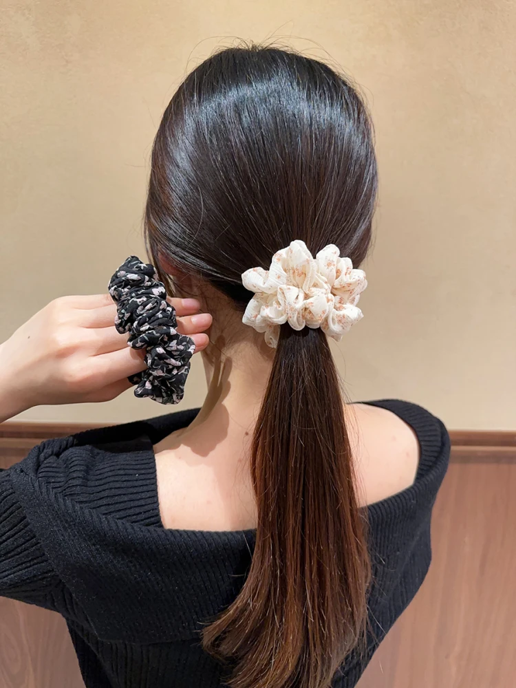 Summer New Floral Lace Scrunchie Hair Ties Korean Sle Pleated Headba Hair Ropes for Bun Fre out Faion Accories
Summer New Floral Lace Scrunchie Hair Ties Korean Sle Pleated Headba Hair Ropes for Bun Fre out Faion Accories