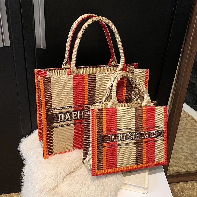 2025 Summer Boho Beach Handbag Large Capacity Fashion Brand Designer Commute Bag Female Girls Shopper Canvas Tote Shoulder Bag
2025 Summer Boho Beach Handbag Large Capacity Fashion Brand Designer Commute Bag Female Girls Shopper Canvas Tote Shoulder Bag