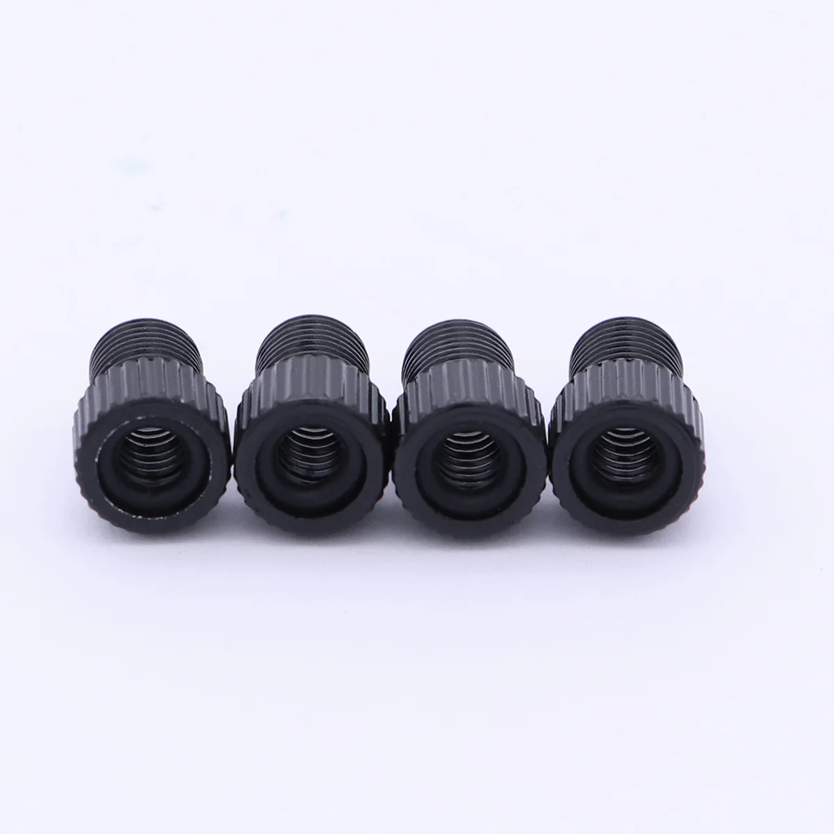 4 pcs Aluminum Alloy To Convert French Valve To Us Air Pump For Mountain Bike Roadbike Repair Tool
4 pcs Aluminum Alloy To Convert French Valve To Us Air Pump For Mountain Bike Roadbike Repair Tool