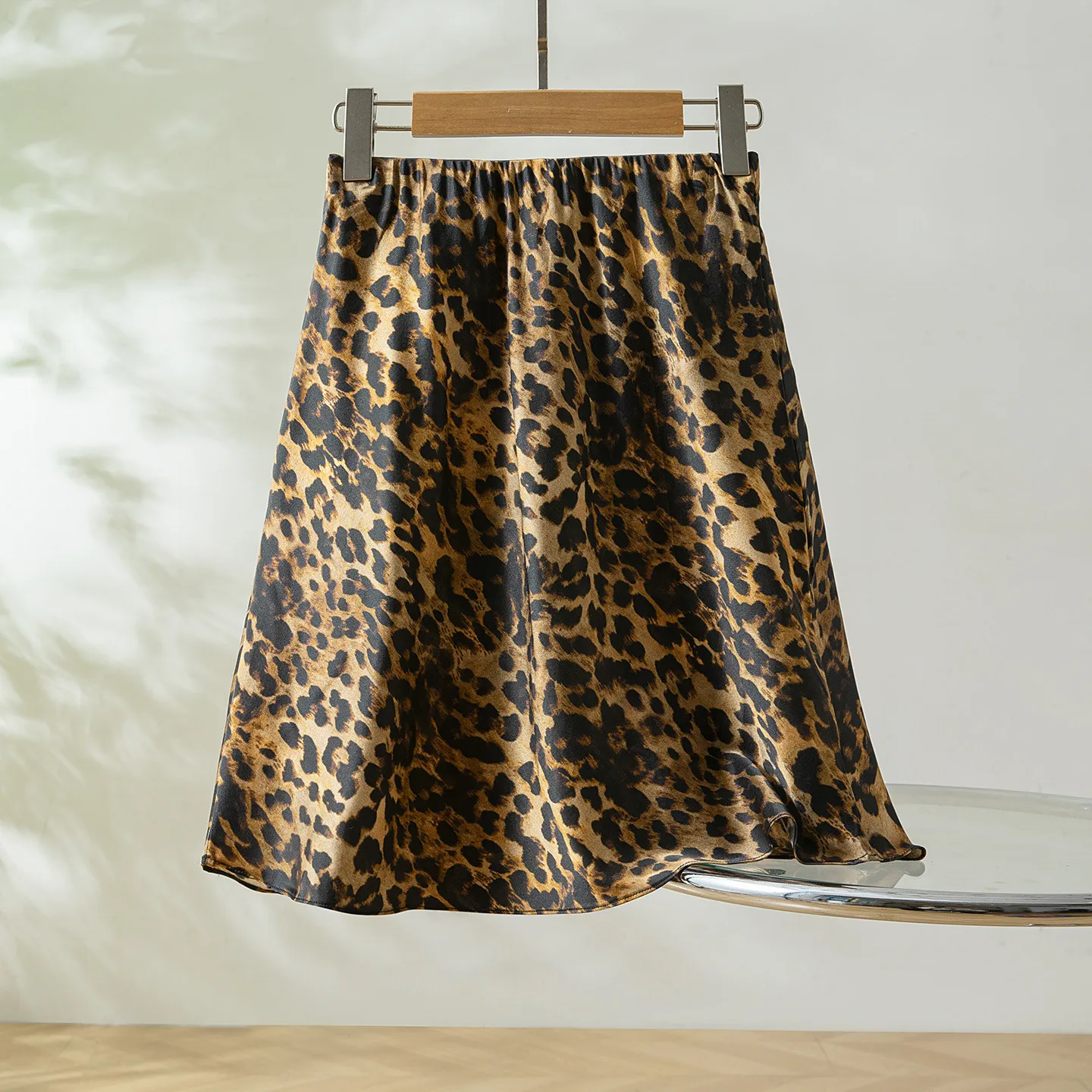 Winsleter-93%Silk 7%Spandex Elegant Skirt, Elastic Waist Leopard, Women Retro Temperament Trumpet Skirt, 2026 Summer B63339CC
Winsleter-93%Silk 7%Spandex Elegant Skirt, Elastic Waist Leopard, Women Retro Temperament Trumpet Skirt, 2026 Summer B63339CC