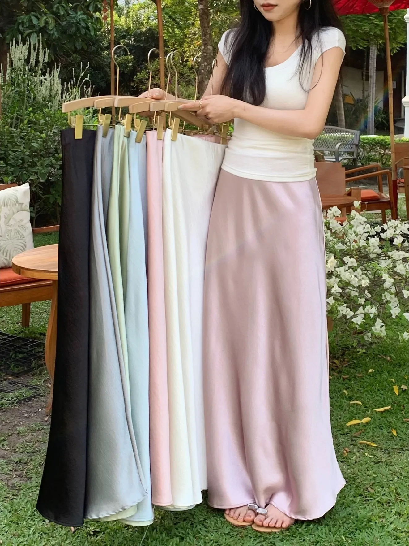 Slimming A-Line Fish Tail Skirt Smooth Satin Thin Fashion Pure Color Spring New Women's High Waist Half Body Skirt
Slimming A-Line Fish Tail Skirt Smooth Satin Thin Fashion Pure Color Spring New Women's High Waist Half Body Skirt