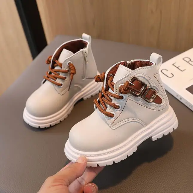 Autumn New Kids Ankle Boots Fashion Soft Comfort Girls Boys Sport Shoes Round Toe Princess Sneakers Toddler Leather Snow Boots
Autumn New Kids Ankle Boots Fashion Soft Comfort Girls Boys Sport Shoes Round Toe Princess Sneakers Toddler Leather Snow Boots