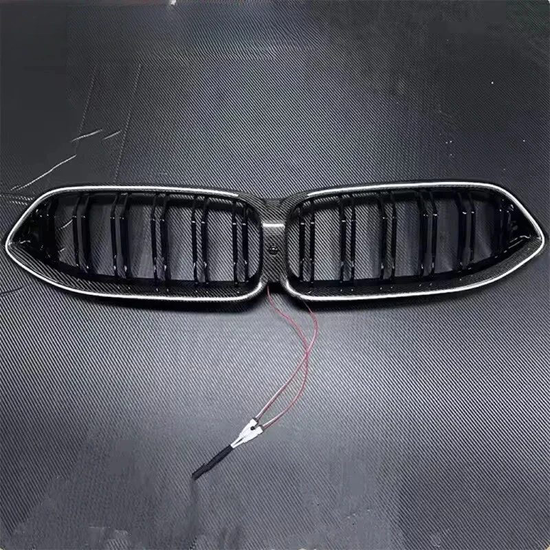 Factory Hot Selling Luminous Racing Style Carbon Fiber Front Grille Auto Exterior Accessory
Factory Hot Selling Luminous Racing Style Carbon Fiber Front Grille Auto Exterior Accessory