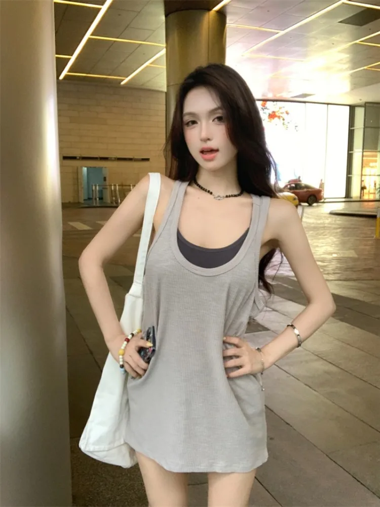 American Street Style Casual Loose Fit Vest Women's Summer U-Neck Mid-Length Thin Sporty Trendy Top Korean Style Commute
American Street Style Casual Loose Fit Vest Women's Summer U-Neck Mid-Length Thin Sporty Trendy Top Korean Style Commute
