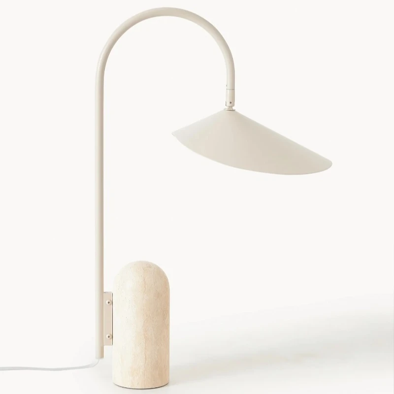 Bedside lamp, bedroom, living room, light luxury, high-end art decoration, creative personality art, Nordic charging
Bedside lamp, bedroom, living room, light luxury, high-end art decoration, creative personality art, Nordic charging