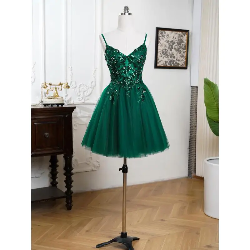 Girls Mini Homecoming Dresses Sexy V-Neck Backless Beaded Sequin Appliques Summer Short Dress Tulle A-Line Campus Party Gowns
Girls Mini Homecoming Dresses Sexy V-Neck Backless Beaded Sequin Appliques Summer Short Dress Tulle A-Line Campus Party Gowns