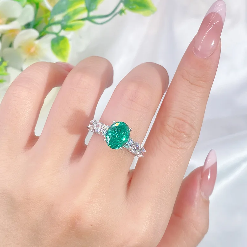 S925 Серебро 8*10 Зеленое кольцо Циркон Модное женское новое высококачественное кольцо
S925 Серебро 8*10 Зеленое кольцо Циркон Модное женское новое высококачественное кольцо