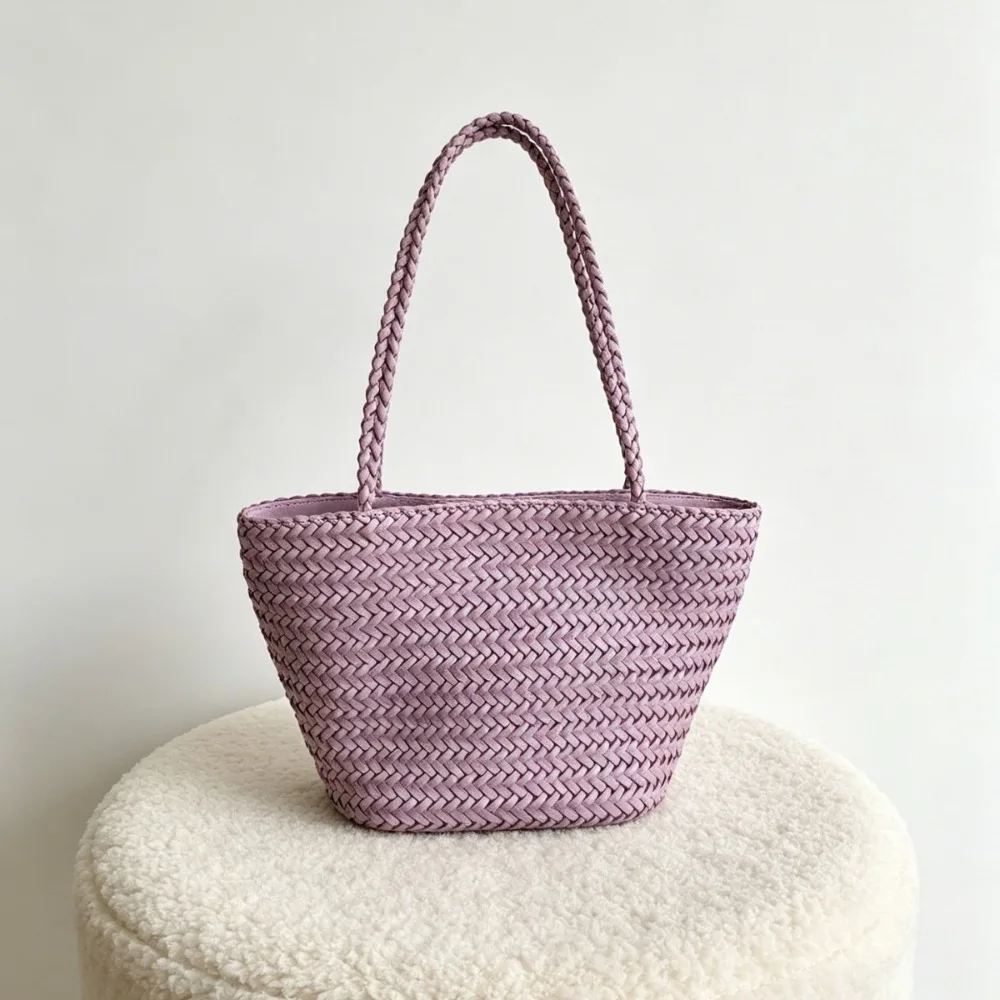 New Leather Shoulder Bag Handmade Fog Wax Cowhide Purple Woven Bag Casual Women's Tote Texture Unique Fashion Simple Premium
New Leather Shoulder Bag Handmade Fog Wax Cowhide Purple Woven Bag Casual Women's Tote Texture Unique Fashion Simple Premium