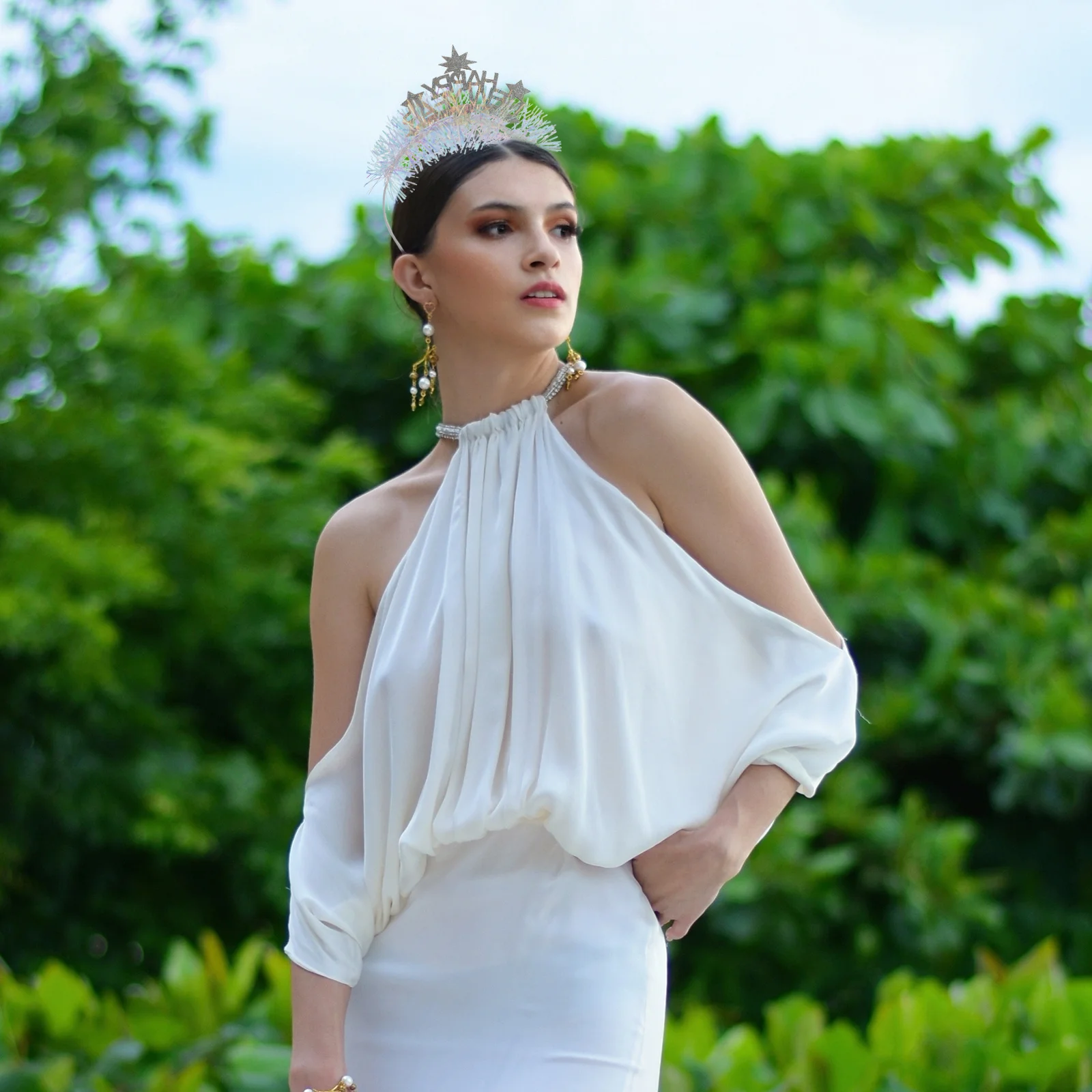 2Pcs Festive New Year Headband Elegant Happy New Year Hair Accessory Party Decorative Headdress Spring Festival Hairband
2Pcs Festive New Year Headband Elegant Happy New Year Hair Accessory Party Decorative Headdress Spring Festival Hairband