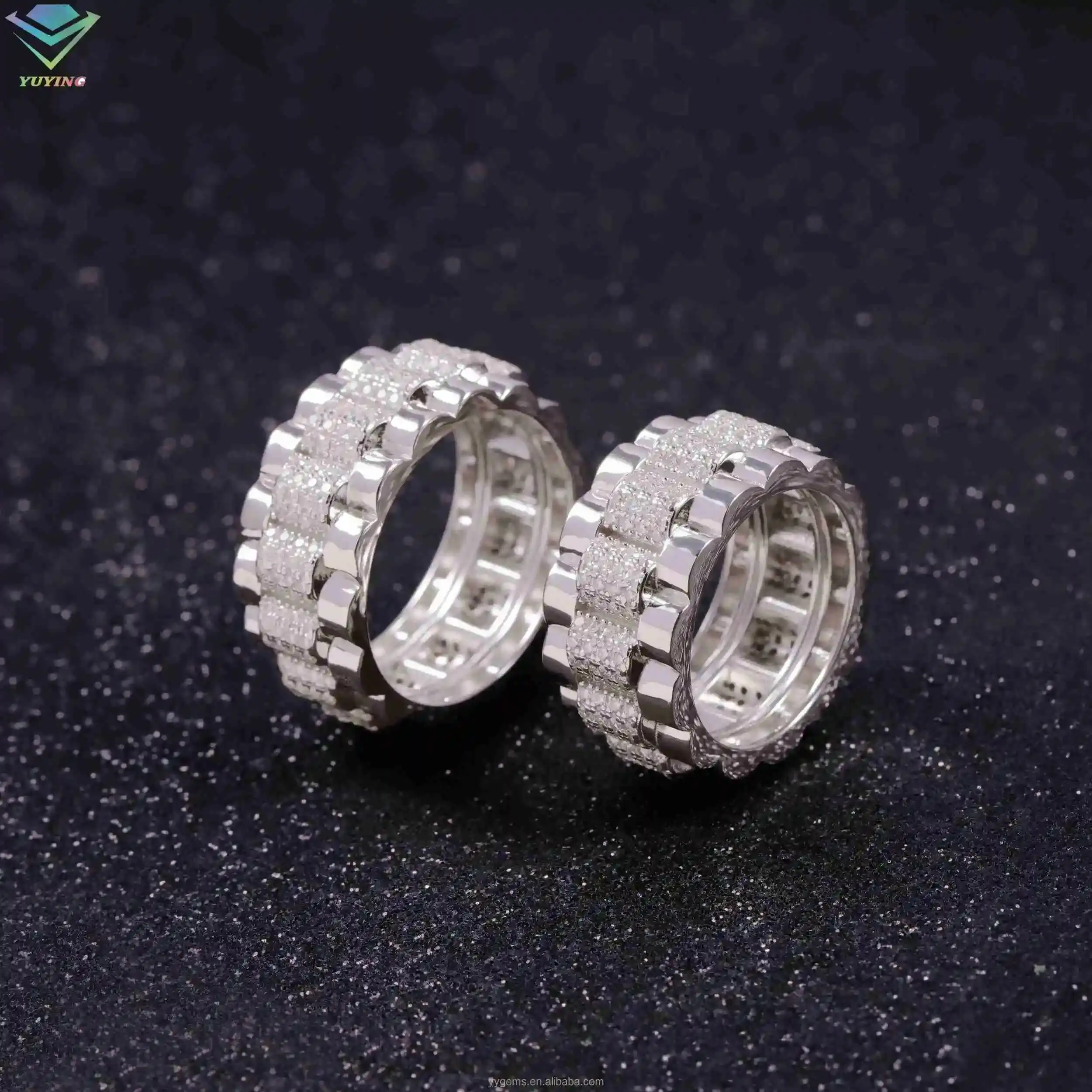 New Arrival Mossanite Ring Fine Jewelry 925 Sterling Silver Hip Hop Ring for Men Women VVS Moissanite Diamond Cuban Ring
New Arrival Mossanite Ring Fine Jewelry 925 Sterling Silver Hip Hop Ring for Men Women VVS Moissanite Diamond Cuban Ring