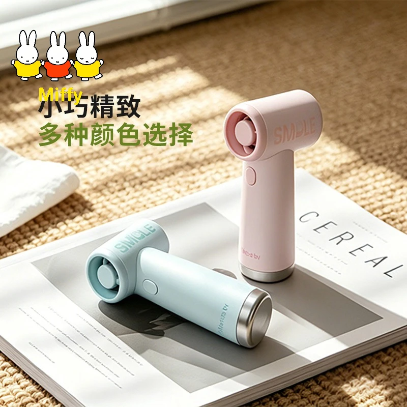 Kawaii Miffy Holds A Fan This Cute Cartoon Miffy High-speed Handheld Fan Is USB Rechargeable and Mini Portable
Kawaii Miffy Holds A Fan This Cute Cartoon Miffy High-speed Handheld Fan Is USB Rechargeable and Mini Portable