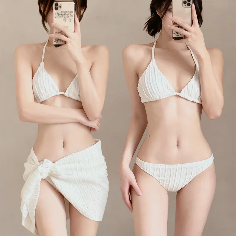 2026 New Sexy Split Three Piece Ins Style Bikini Swimsuit with Advanced Sensation and Slimming Seaside Vacation Swimsuit
2026 New Sexy Split Three Piece Ins Style Bikini Swimsuit with Advanced Sensation and Slimming Seaside Vacation Swimsuit