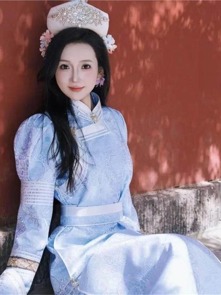 Elegant exotic ethnic costumes for grassland travel photography new fairy blue photo shoots
Elegant exotic ethnic costumes for grassland travel photography new fairy blue photo shoots