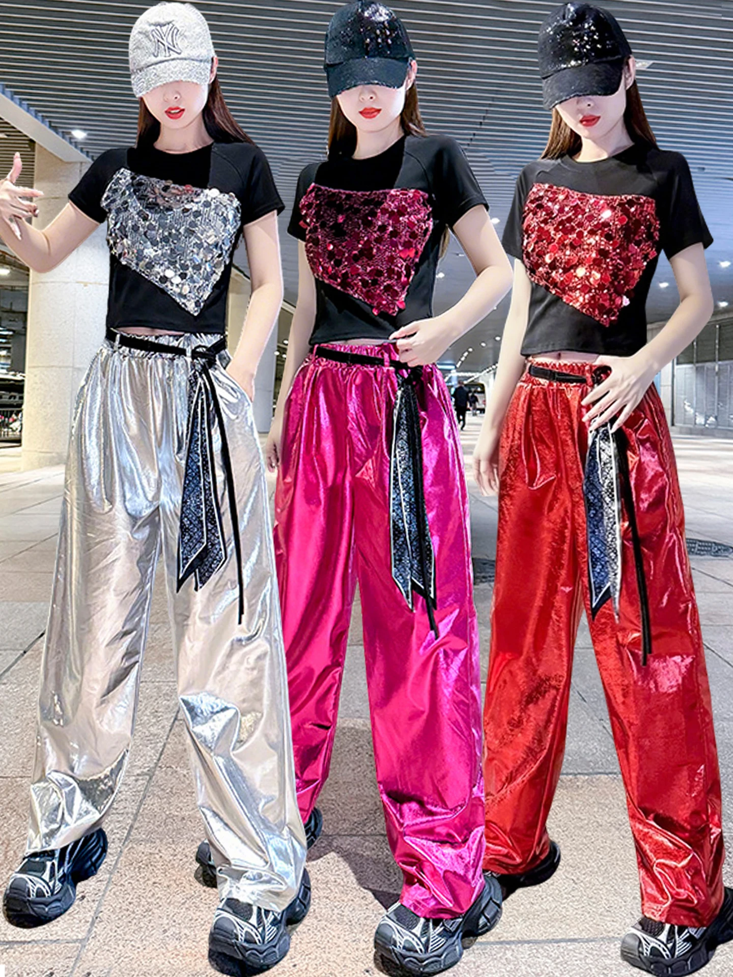 Shiny Sequin Top Reflective Wide Leg Pants Jazz Dance Performance Outfit for Women's Group Hip Hop Show Set Sparkling Stage C...
Shiny Sequin Top Reflective Wide Leg Pants Jazz Dance Performance Outfit for Women's Group Hip Hop Show Set Sparkling Stage C...