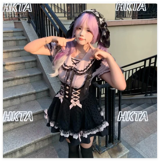 Японский стиль, субкультура, милый кукольный воротник, короткие рукава, кружевная строчка, плиссированные розовые рубашки с бантом и ремешком, юбки трапециевидной формы, комплекты для женщин
Японский стиль, субкультура, милый кукольный воротник, короткие рукава, кружевная строчка, плиссированные розовые рубашки с бантом и ремешком, юбки трапециевидной формы, комплекты для женщин