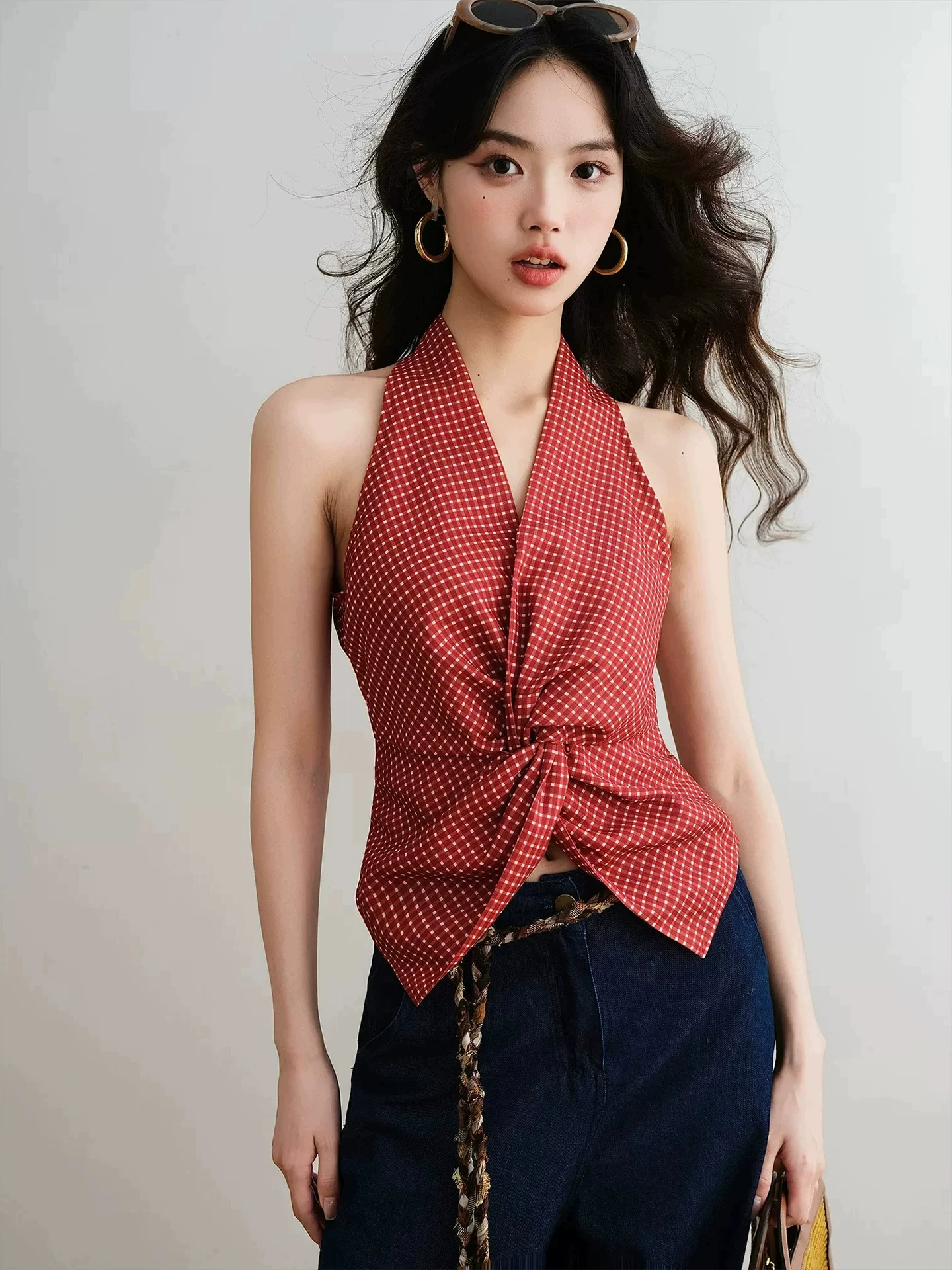 Slimming V-Neck Knot Neckline Sleeveless Women's Tank Top Fashionable Summer Brand Tag European Style Casual Short Length
Slimming V-Neck Knot Neckline Sleeveless Women's Tank Top Fashionable Summer Brand Tag European Style Casual Short Length