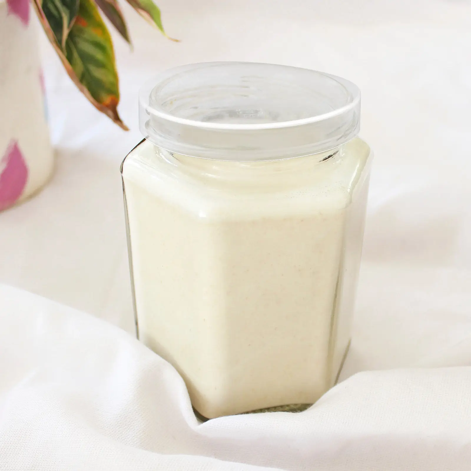 50Pcs Reusable Milk Bottle Caps Replacement Leak Proof Replacement Lids for Daily Use Seal Protective Bottle Caps for Juice and
50Pcs Reusable Milk Bottle Caps Replacement Leak Proof Replacement Lids for Daily Use Seal Protective Bottle Caps for Juice and
