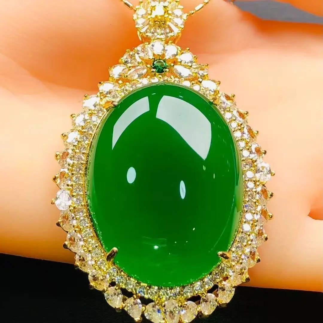 Classic hot selling natural chrysoprase inlaid large pendant high-end versatile domineering exquisite gift
Classic hot selling natural chrysoprase inlaid large pendant high-end versatile domineering exquisite gift