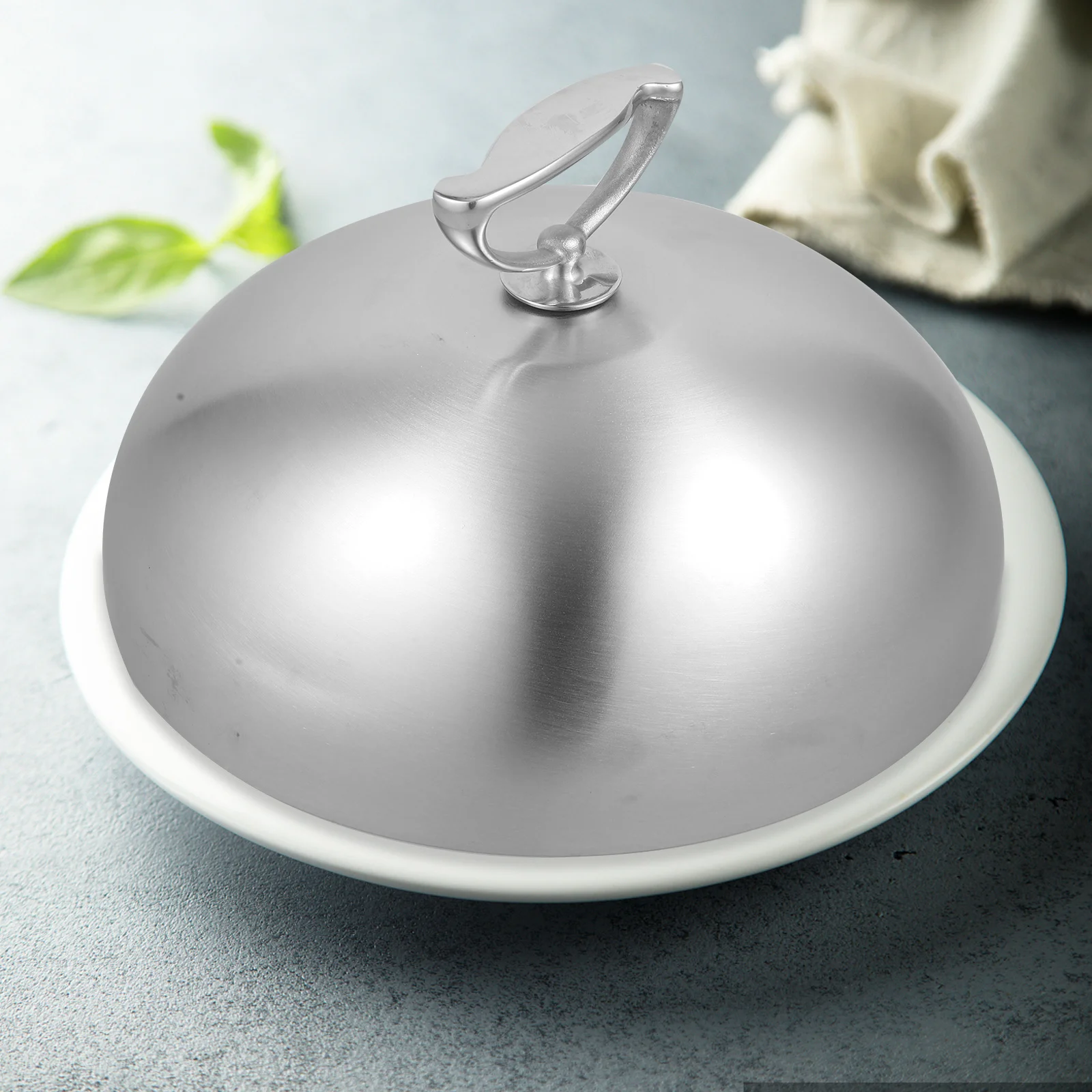 Stainless Steel Food Dome Cover 20cm Silver Teppanyaki BBQ Steak Plate Protective Lid Oil proof Kitchen Meal serving Pan
Stainless Steel Food Dome Cover 20cm Silver Teppanyaki BBQ Steak Plate Protective Lid Oil proof Kitchen Meal serving Pan