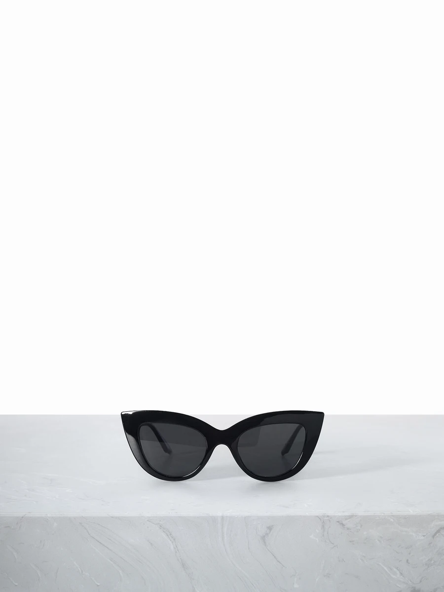 1 Pair/3 Pairs Unisex Full Frame Cat Eye Shaped Sunglasses, Suitable For Vacation, Driving, Sports, Travel, Beach, Street, Fishing, UV Protection, Outdoor Activities, Golf, Driving, Festivals, Outings, Hiking, Street Style Accessories, Parties, Sun Protec
1 Pair/3 Pairs Unisex Full Frame Cat Eye Shaped Sunglasses, Suitable For Vacation, Driving, Sports, Travel, Beach, Street, Fishing, UV Protection, Outdoor Activities, Golf, Driving, Festivals, Outings, Hiking, Street Style Accessories, Parties, Sun Protec