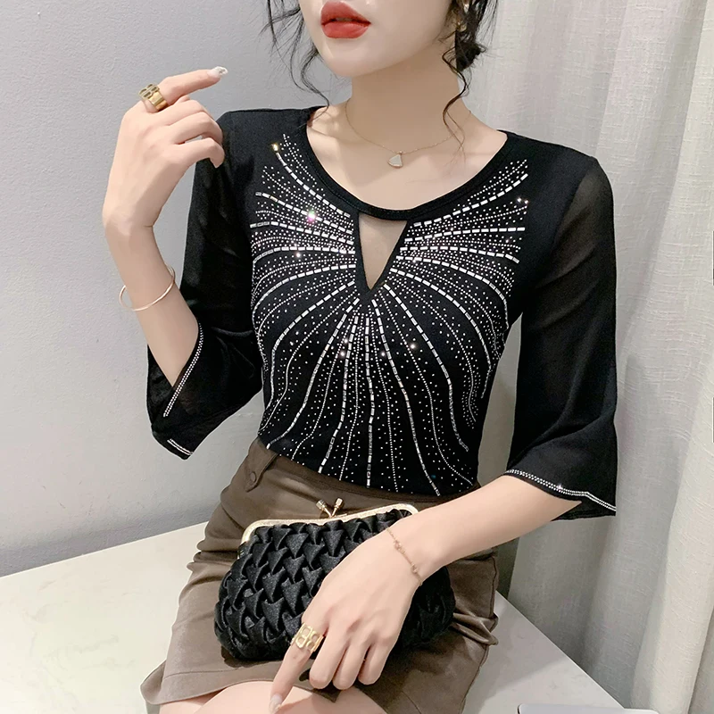 Сексуальная женская футболка Summer New Fashion с вырезами, корейский стиль, облегающая, с эффектом утончения талии
Сексуальная женская футболка Summer New Fashion с вырезами, корейский стиль, облегающая, с эффектом утончения талии