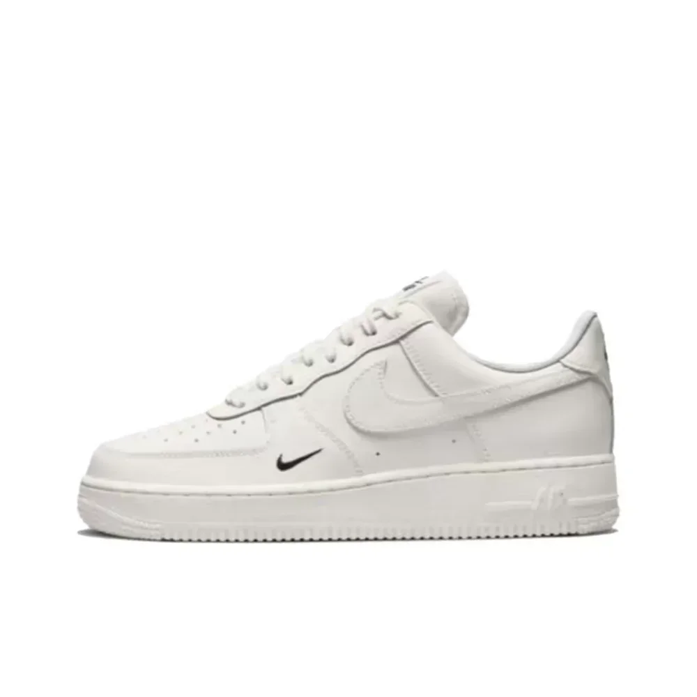 Модные удобные кроссовки Nike Air Force 1 07 ESS TRK3, белые мужские и женские классические износостойкие кроссовки HF1058-133
Модные удобные кроссовки Nike Air Force 1 07 ESS TRK3, белые мужские и женские классические износостойкие кроссовки HF1058-133